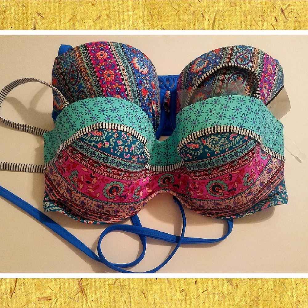 3 Assorted  top bikini size:34DD